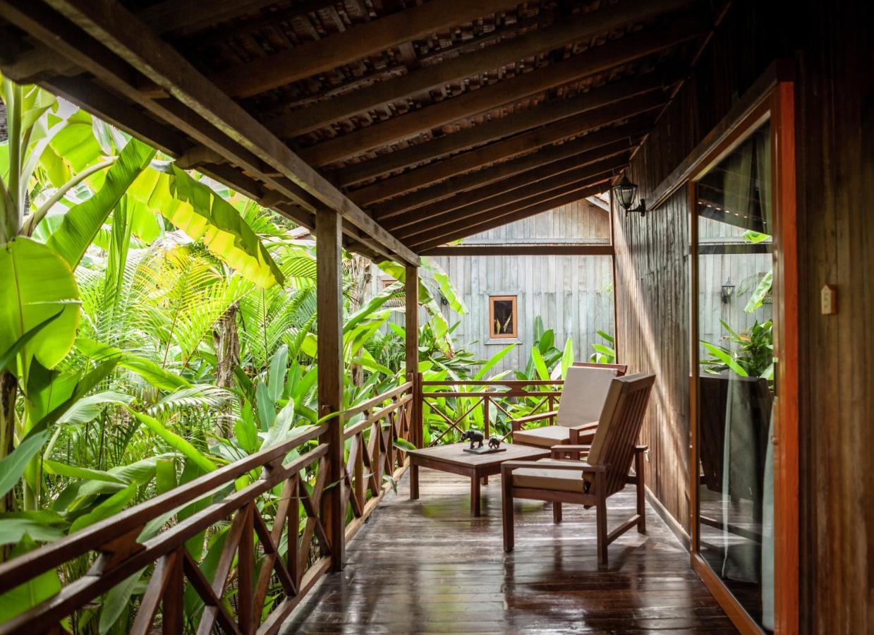 Authentic Khmer Village Resort Siem Reap Bagian luar foto