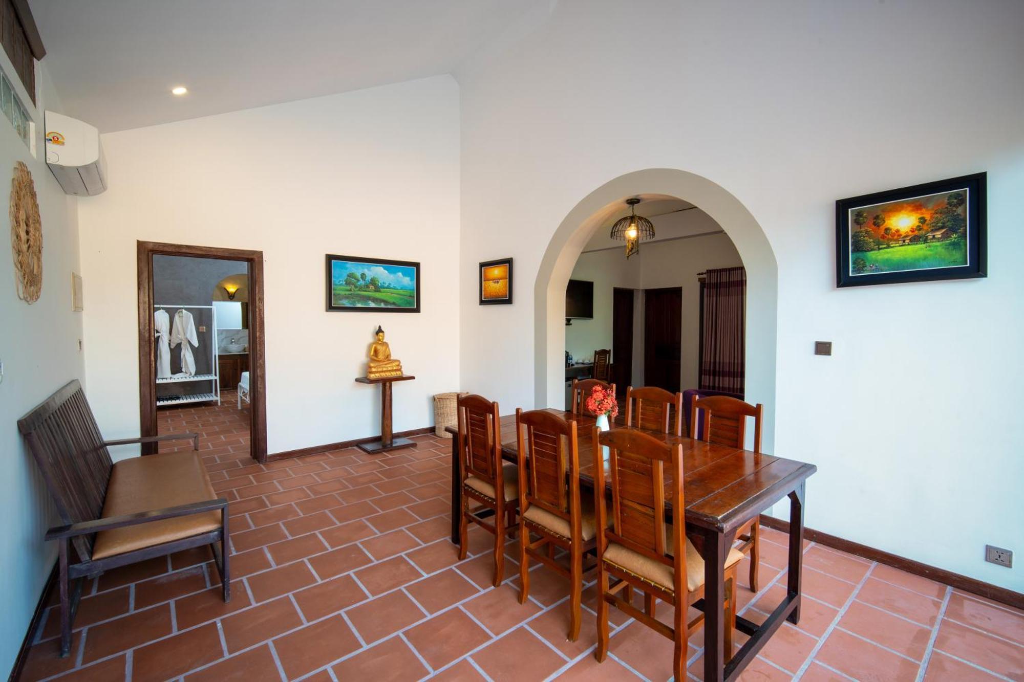 Authentic Khmer Village Resort Siem Reap Bagian luar foto