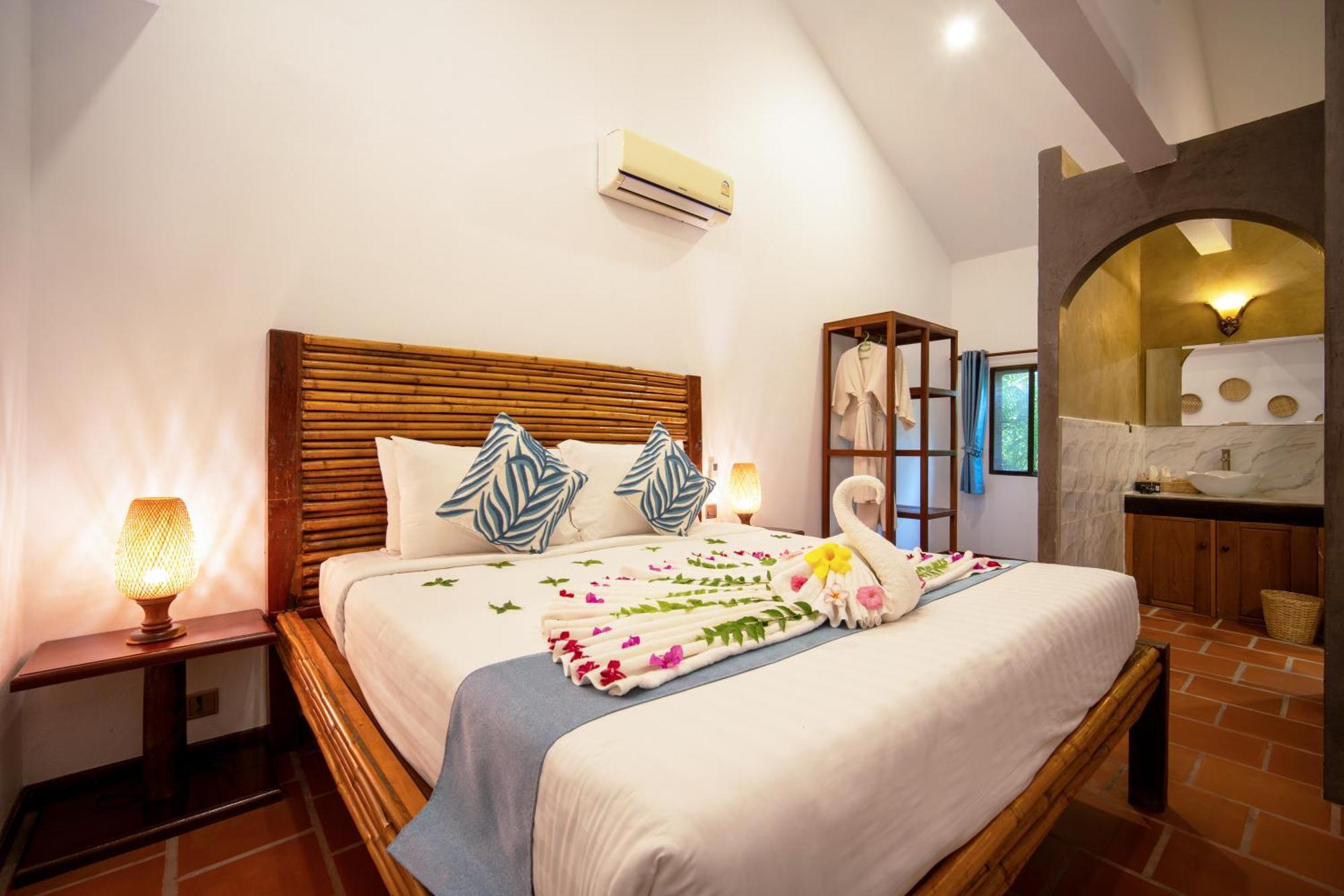 Authentic Khmer Village Resort Siem Reap Bagian luar foto